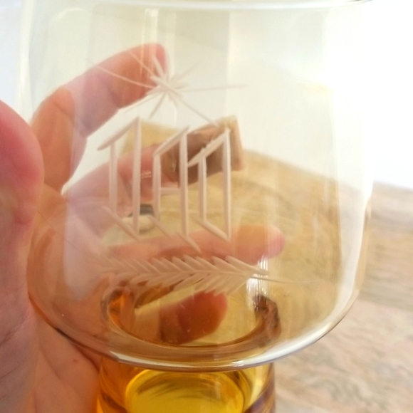 Retro Amber Starburst Feather Etched Mom and Dad  Glasses - Picture 2 of 8